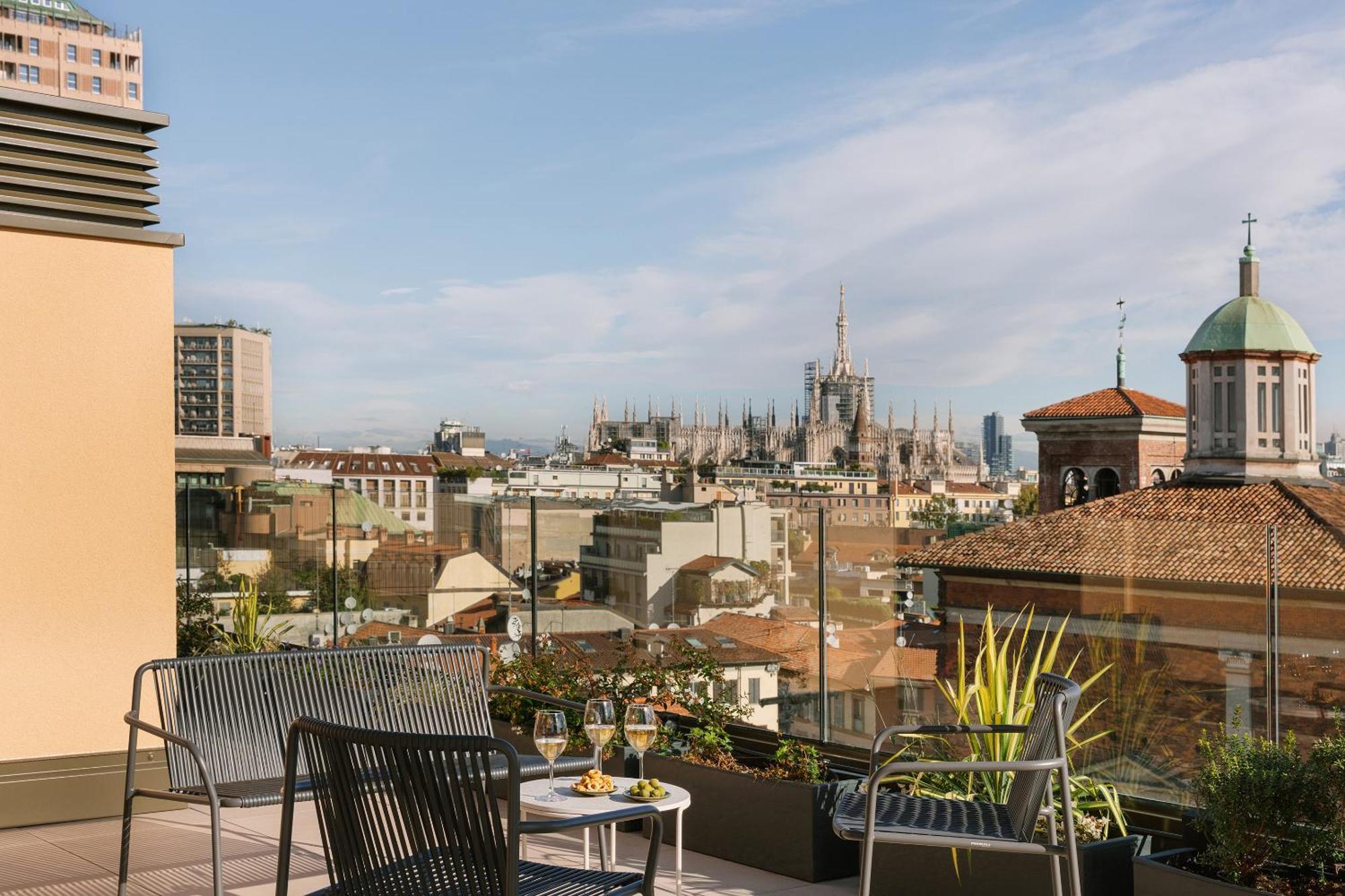 Sonder By Marriott Bonvoy Manzoni Apartments Torre Velasca ميلان المظهر الخارجي الصورة