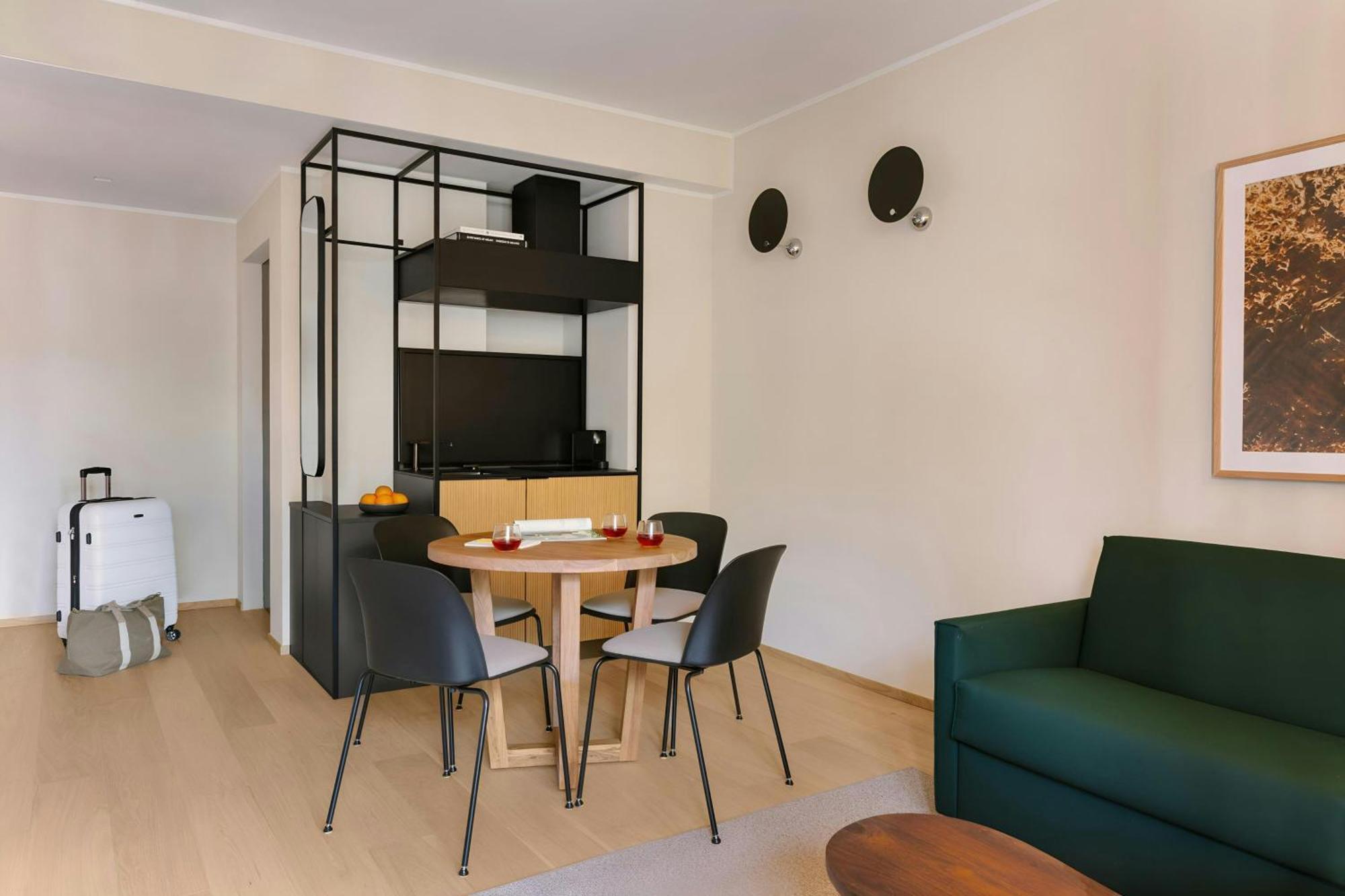 Sonder By Marriott Bonvoy Manzoni Apartments Torre Velasca ميلان المظهر الخارجي الصورة