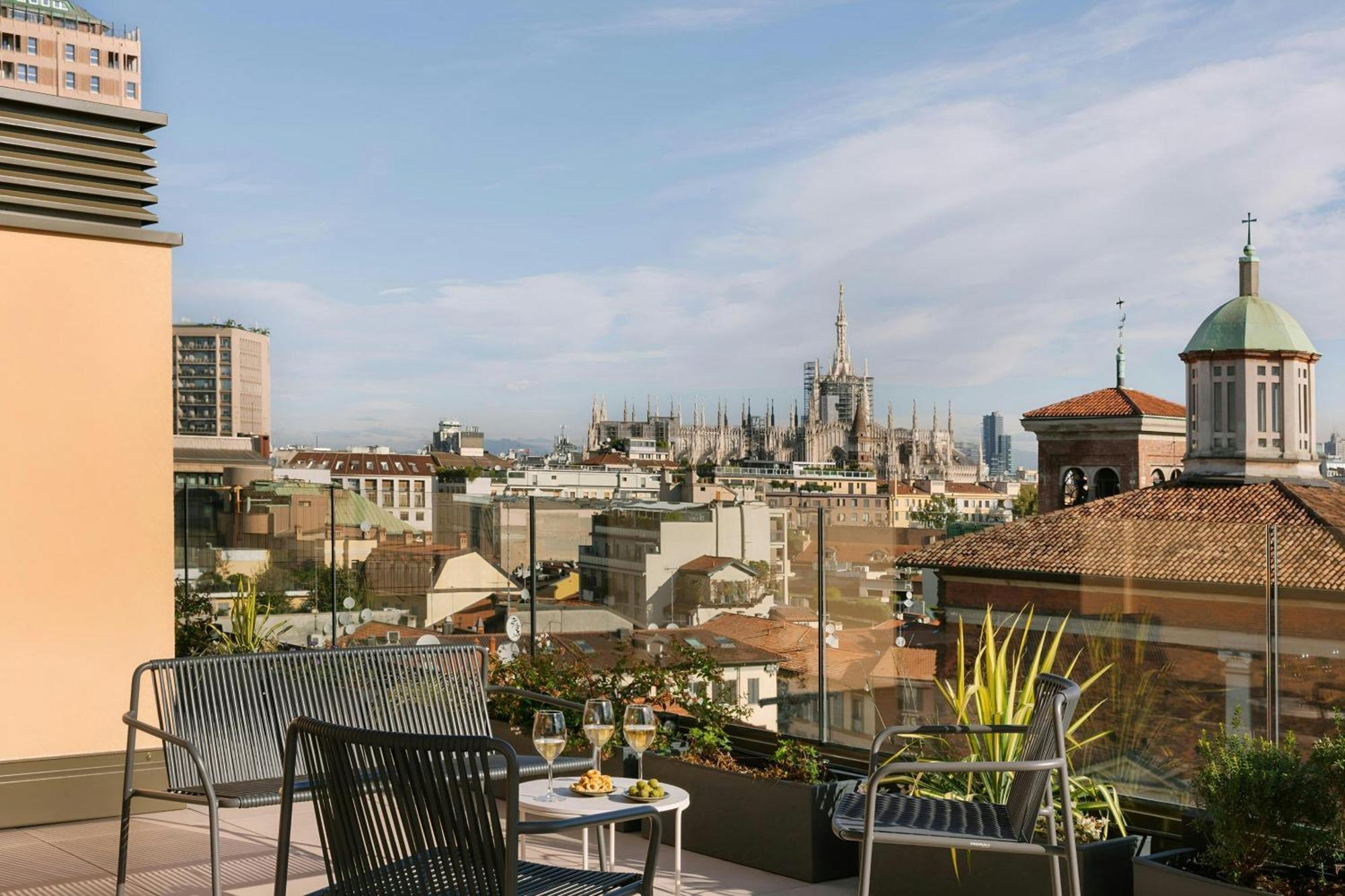 Sonder By Marriott Bonvoy Manzoni Apartments Torre Velasca ميلان المظهر الخارجي الصورة