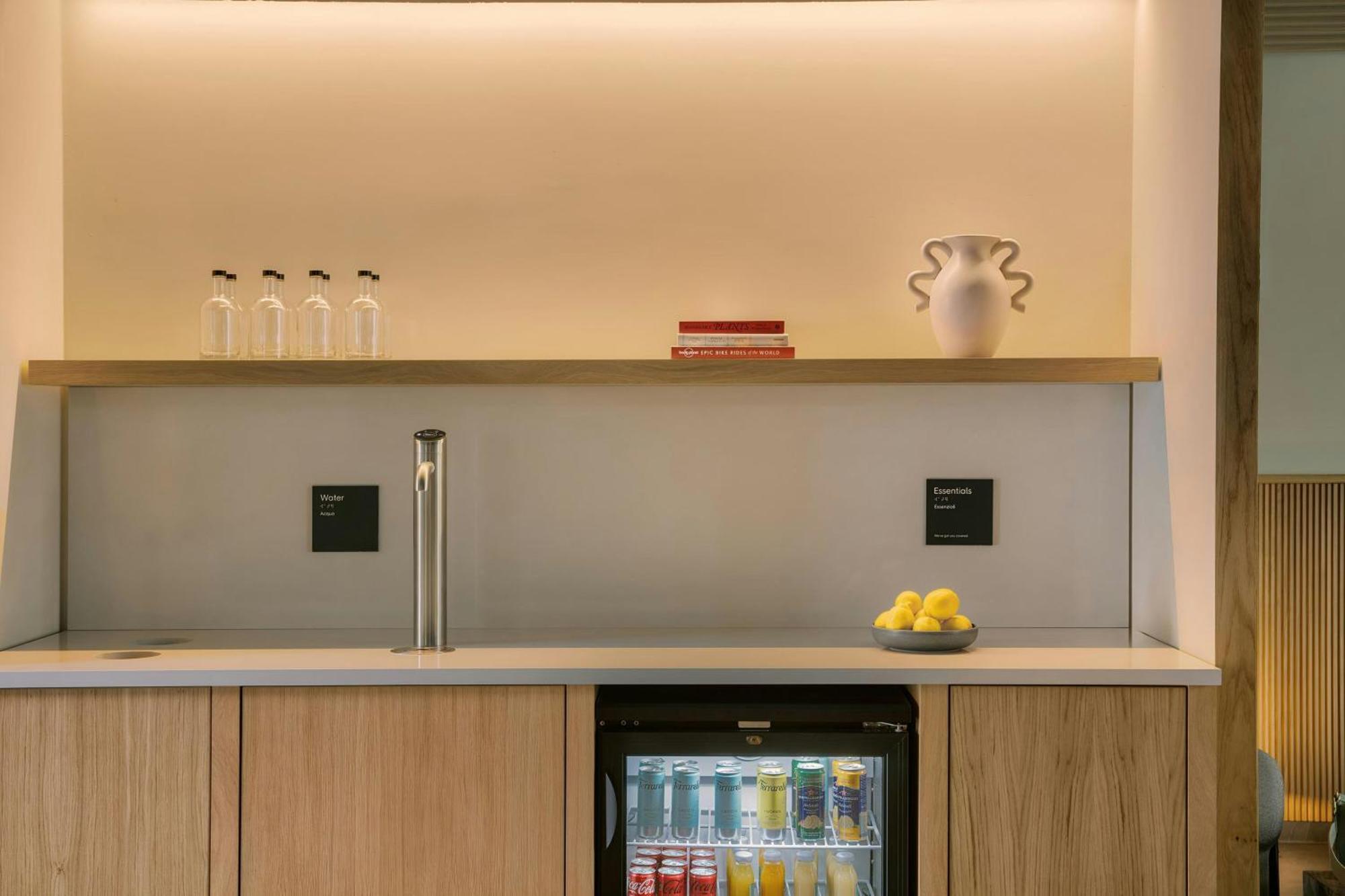 Sonder By Marriott Bonvoy Manzoni Apartments Torre Velasca ميلان المظهر الخارجي الصورة